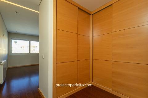 Apartamento T4 Venda em Santa Maria da Feira, Travanca, Sanfins e Espargo,Santa Maria da Feira