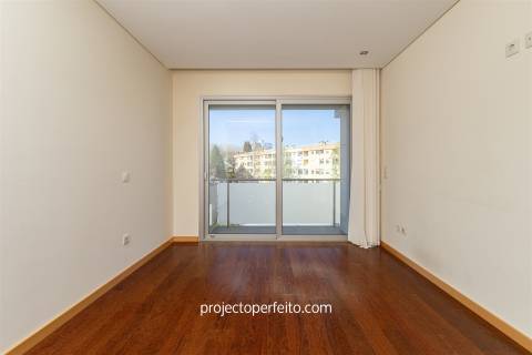 Apartamento T4 Venda em Santa Maria da Feira, Travanca, Sanfins e Espargo,Santa Maria da Feira