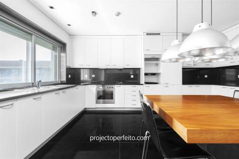 Apartamento T6 Arrendamento em Espinho,Espinho