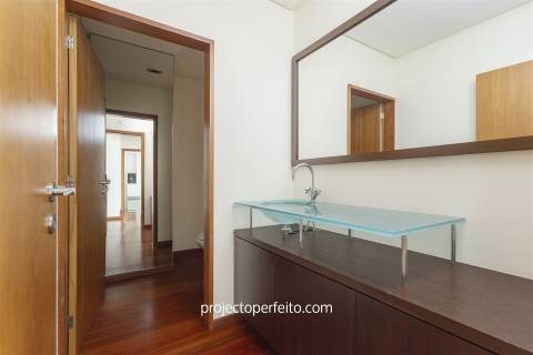 Apartamento T6 Arrendamento em Espinho,Espinho