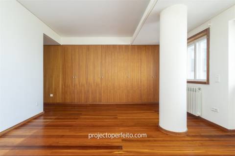 Apartamento T6 Arrendamento em Espinho,Espinho