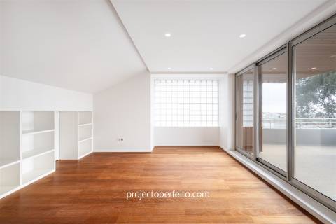 Moradia Geminada T4+1 Venda em Arcozelo,Vila Nova de Gaia