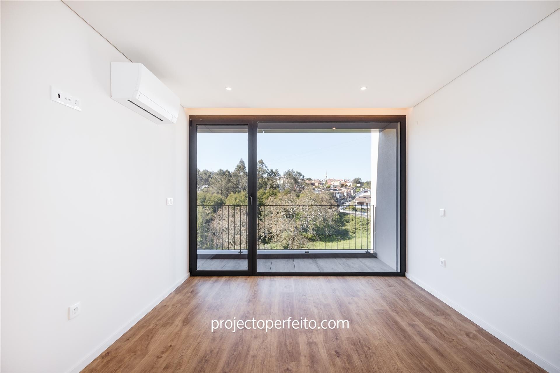 Moradia em Banda T3+1 Venda em Fânzeres e São Pedro da Cova,Gondomar