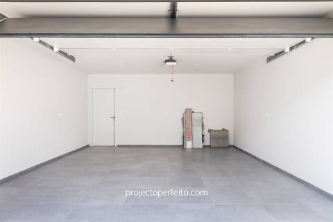 Moradia em Banda T3+1 Venda em Fânzeres e São Pedro da Cova,Gondomar