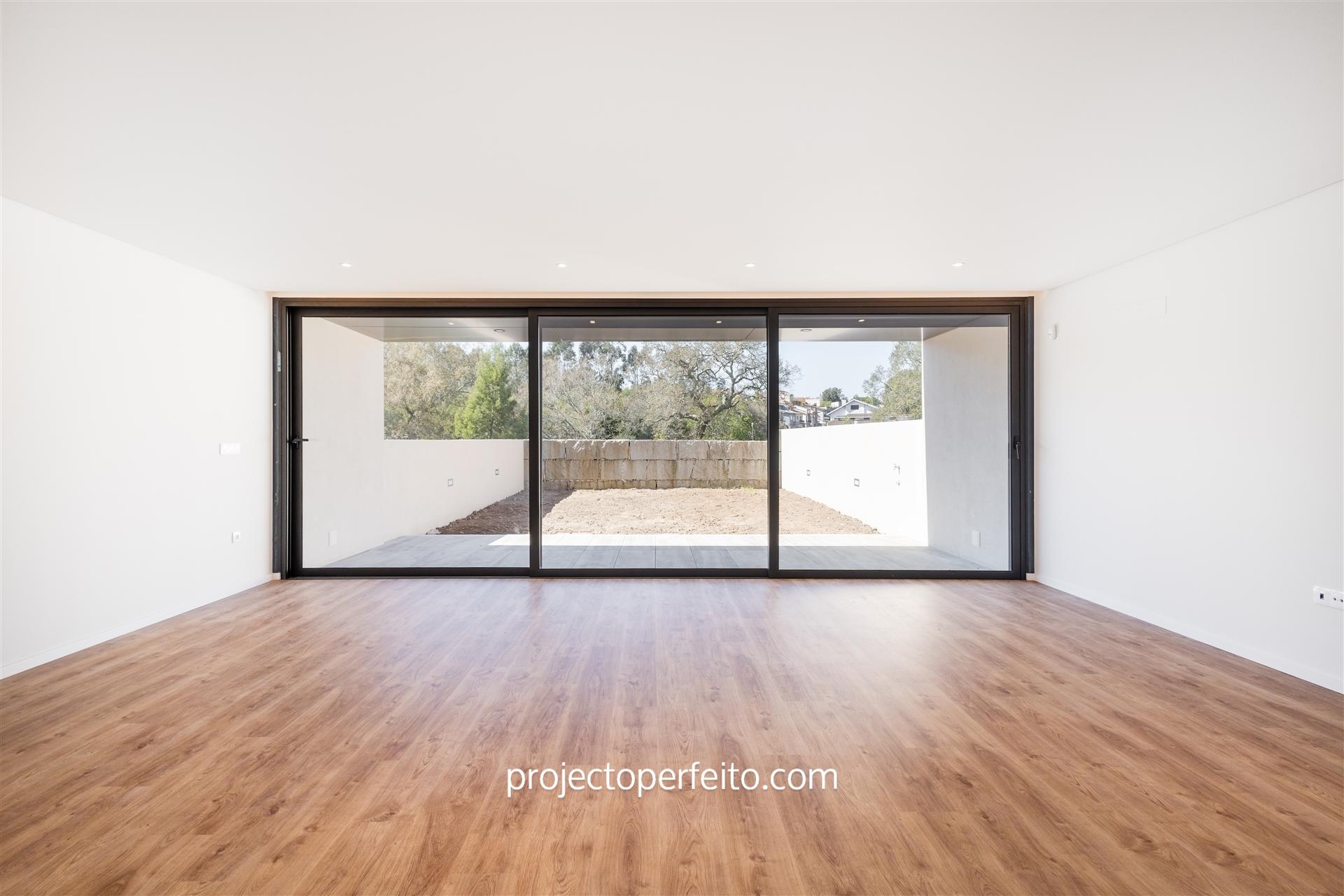 Moradia em Banda T3+1 Venda em Fânzeres e São Pedro da Cova,Gondomar