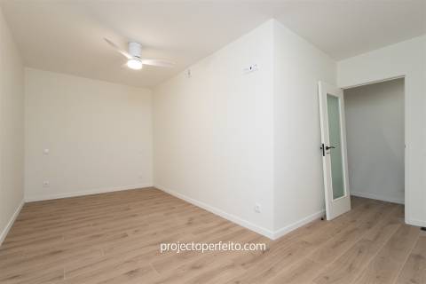 Apartamento T3+1 Venda em Mafamude e Vilar do Paraíso,Vila Nova de Gaia