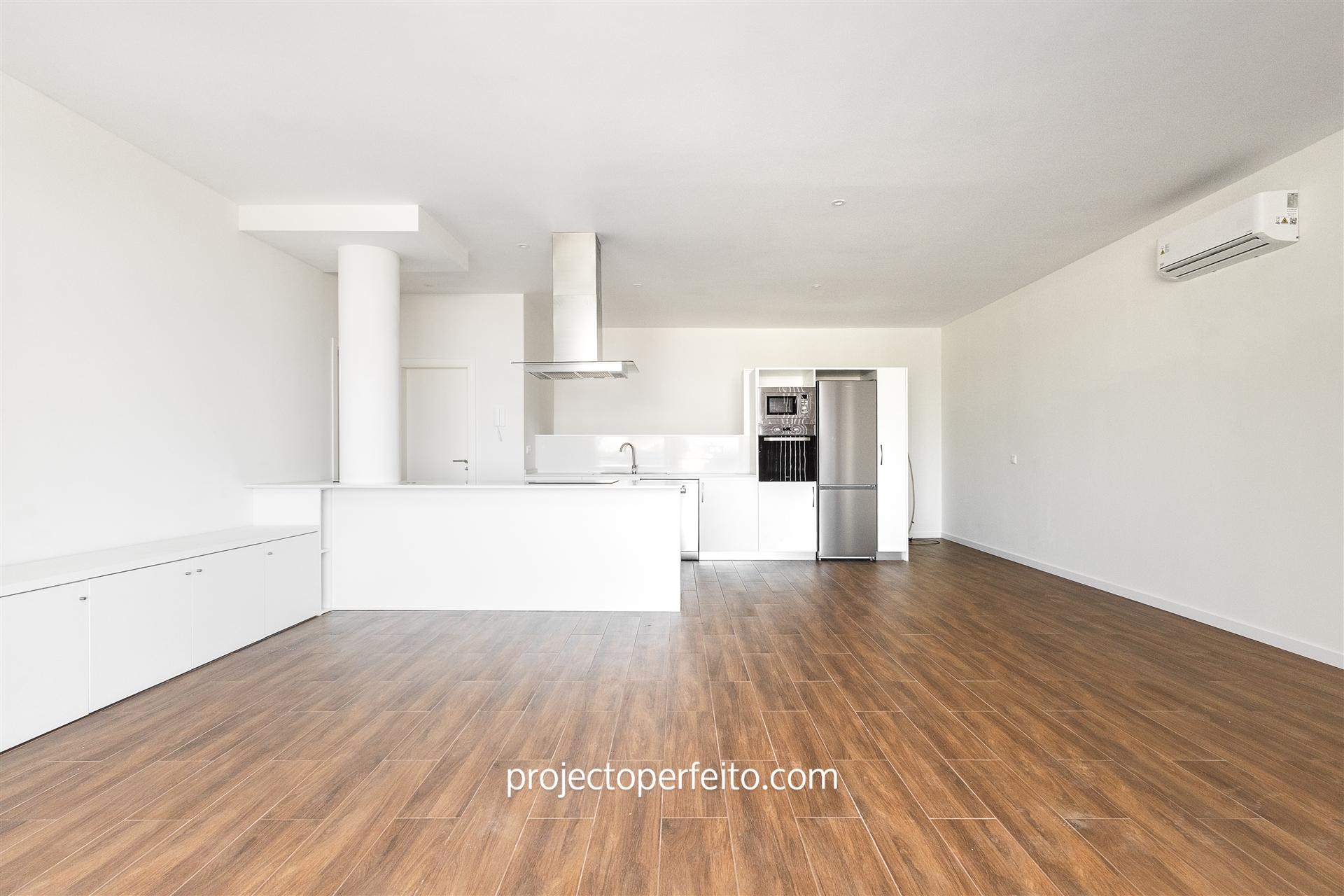 Apartamento T2+2 Venda em Argoncilhe,Santa Maria da Feira