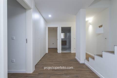 Apartamento T2+2 Venda em Argoncilhe,Santa Maria da Feira