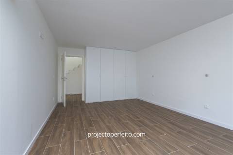 Apartamento T2+2 Venda em Argoncilhe,Santa Maria da Feira