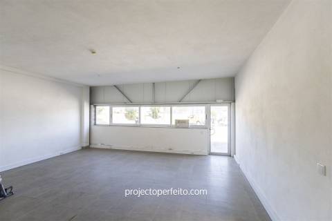 Armazém  Venda em Ovar, São João, Arada e São Vicente de Pereira Jusã,Ovar