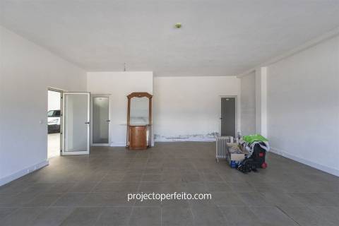 Armazém  Venda em Ovar, São João, Arada e São Vicente de Pereira Jusã,Ovar