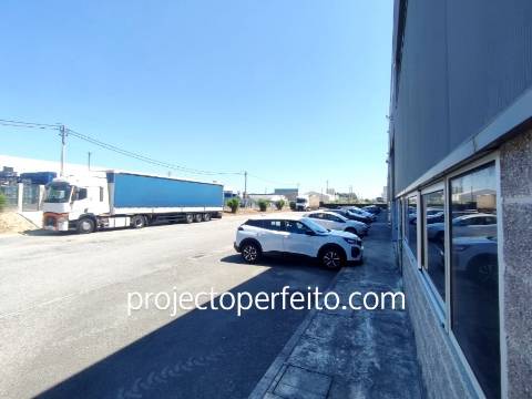 Armazém  Venda em Ovar, São João, Arada e São Vicente de Pereira Jusã,Ovar