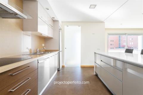 Apartamento T4 Venda em Santa Maria da Feira, Travanca, Sanfins e Espargo,Santa Maria da Feira