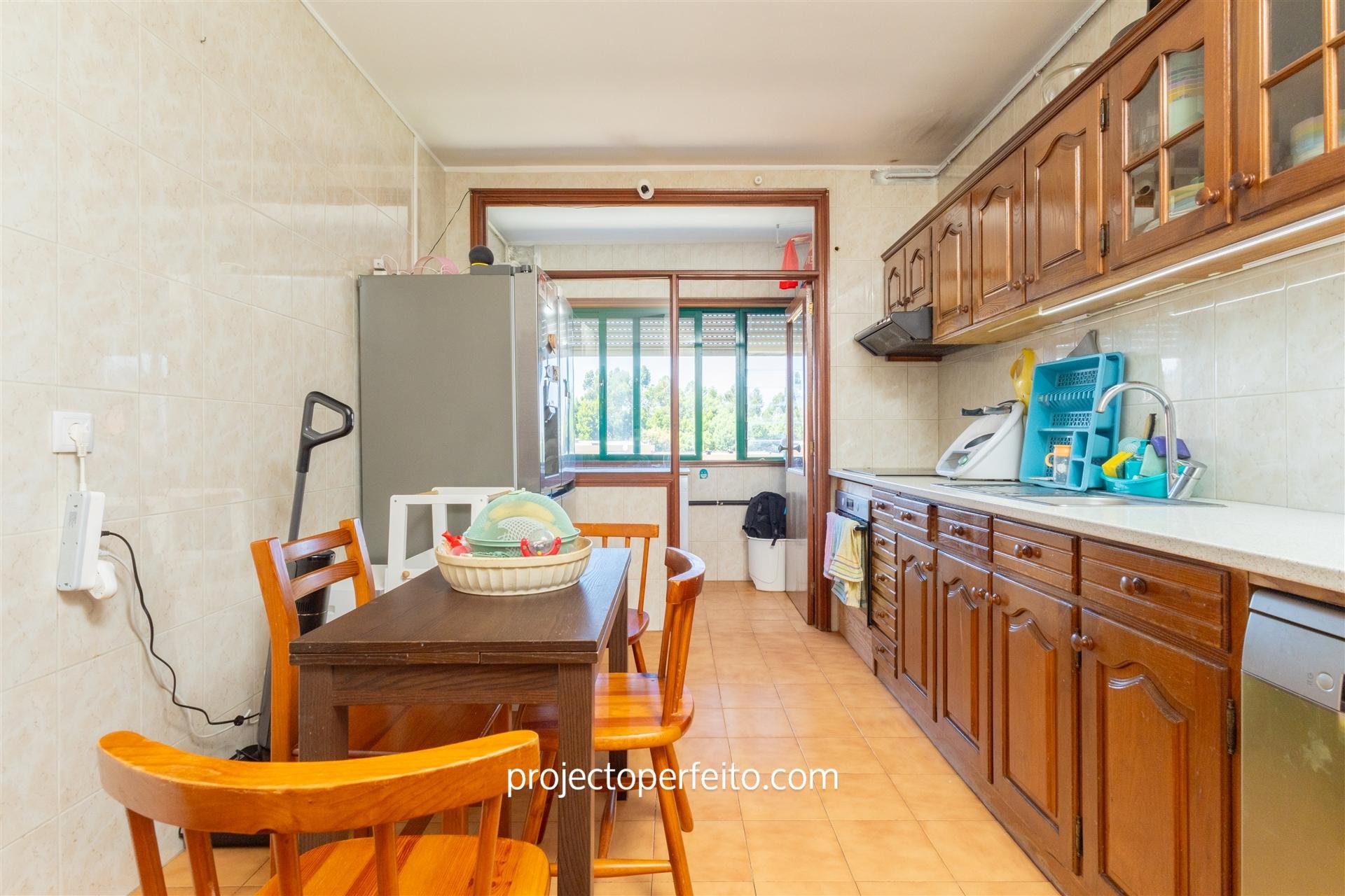 Apartamento T3 Venda em Vilar de Andorinho,Vila Nova de Gaia