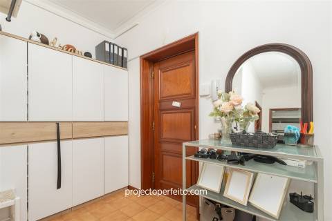 Apartamento T3 Venda em Vilar de Andorinho,Vila Nova de Gaia