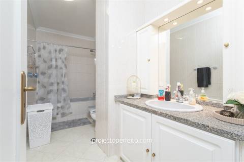 Apartamento T4 Venda em Arcozelo,Vila Nova de Gaia
