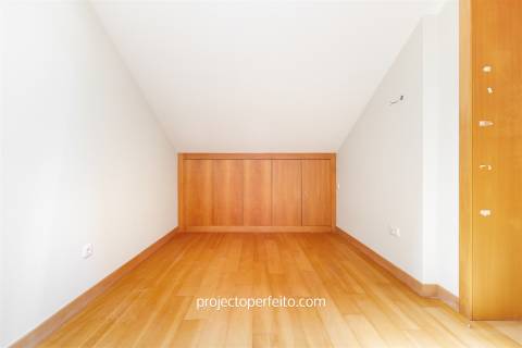 Apartamento T3 DUPLEX Venda em Espinho,Espinho