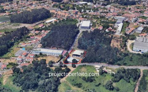 Armazém  Venda em Serzedo e Perosinho,Vila Nova de Gaia