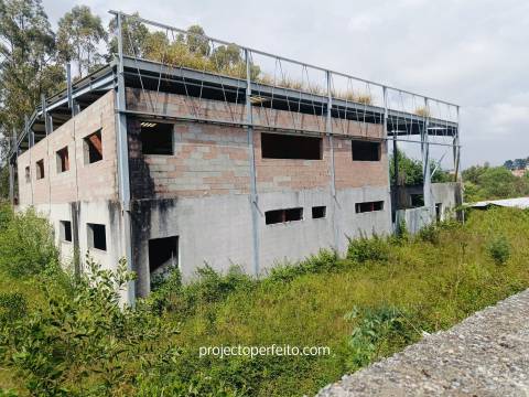 Armazém  Venda em Serzedo e Perosinho,Vila Nova de Gaia