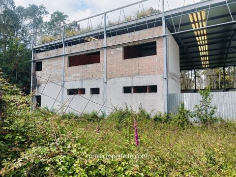 Armazém  Venda em Serzedo e Perosinho,Vila Nova de Gaia