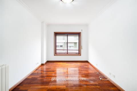 Apartamento T2 Arrendamento em Espinho,Espinho