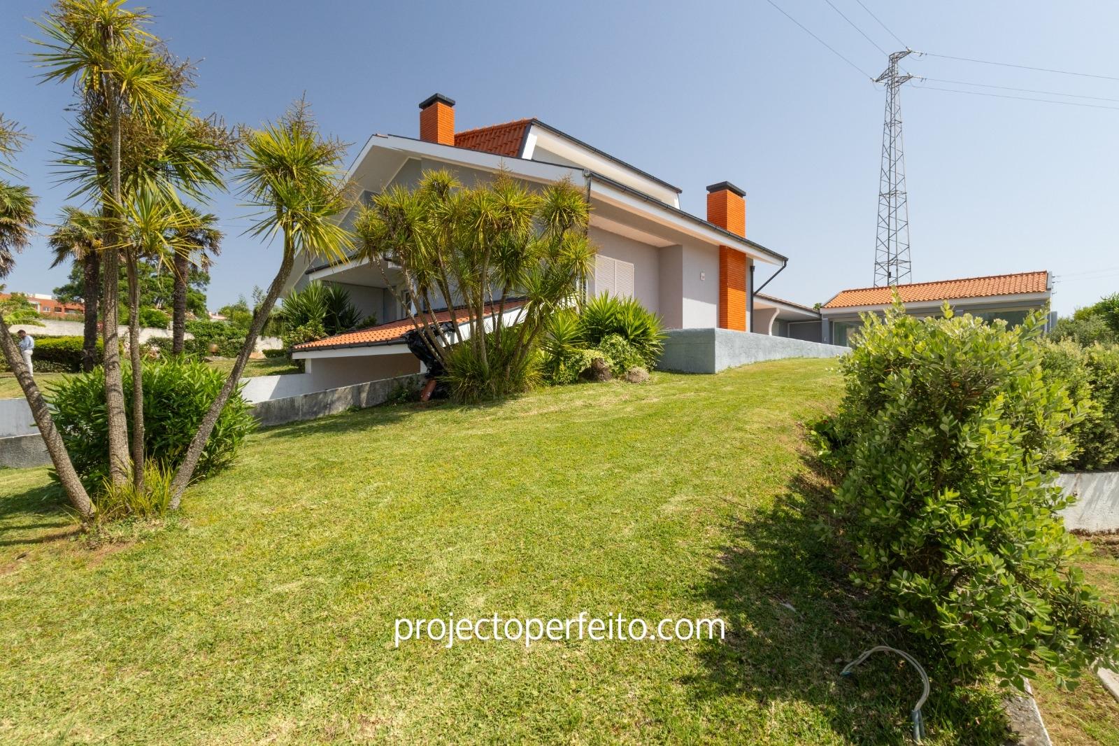 Moradia Isolada T5 Venda em Arcozelo,Vila Nova de Gaia