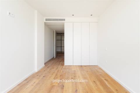 Apartamento T1+1 Venda em São Félix da Marinha,Vila Nova de Gaia