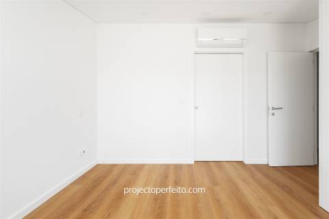Apartamento T1+1 DUPLEX Venda em Anta e Guetim,Espinho