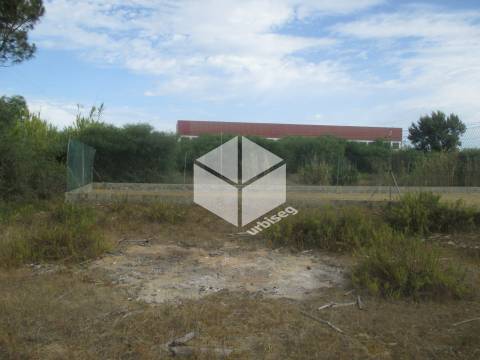 Casa de Habitação com 6530 m2 na Gala