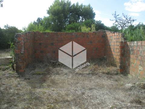 Casa de Habitação com 6530 m2 na Gala