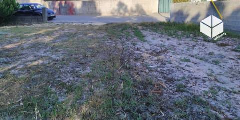 Urbanizável – Terreno com 1930m2