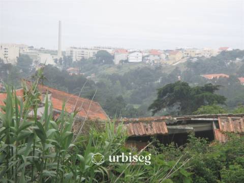 Moradia para Reconstrução com Vista Mar em Vais | Buarcos | 3300m²