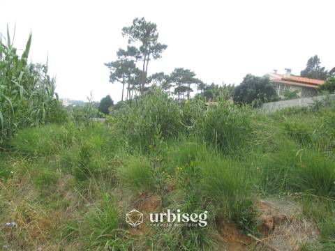 Moradia para Reconstrução com Vista Mar em Vais | Buarcos | 3300m²