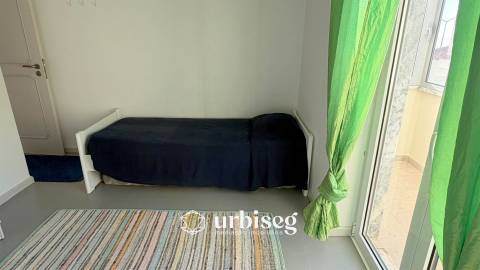 ARRENDAMENTO AO ANO | 1.ª LINHA DE MAR | BUARCOS