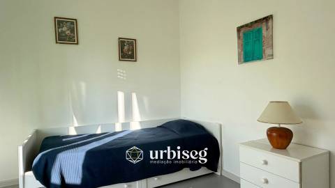 ARRENDAMENTO AO ANO | 1.ª LINHA DE MAR | BUARCOS