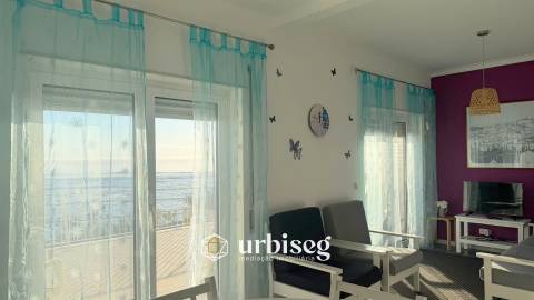 ARRENDAMENTO AO ANO | 1.ª LINHA DE MAR | BUARCOS