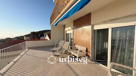 ARRENDAMENTO AO ANO | 1.ª LINHA DE MAR | BUARCOS