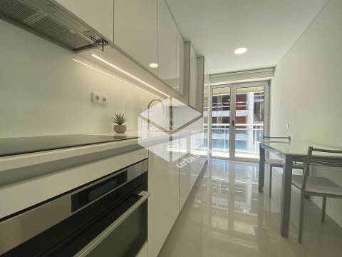 Avenida Marginal Buarcos – T2 Novo + Aparcamento + Arrumo