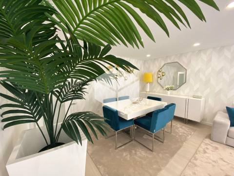 Avenida Marginal Buarcos – T4 Novo + Aparcamento