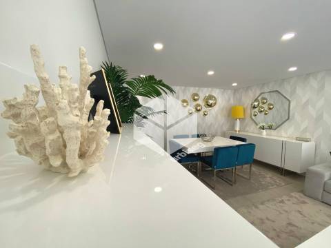 Avenida Marginal Buarcos – T4 Novo + Aparcamento