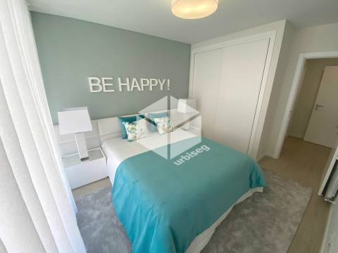 Avenida Marginal Buarcos – T4 Novo + Aparcamento