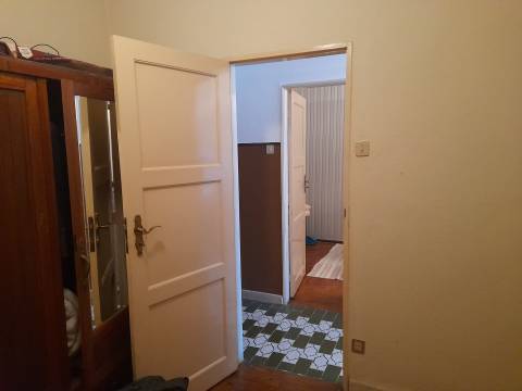 Abrunheira- Moradia T6