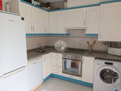 PRAIA DE BUARCOS_ Moradia T2 com Garagem