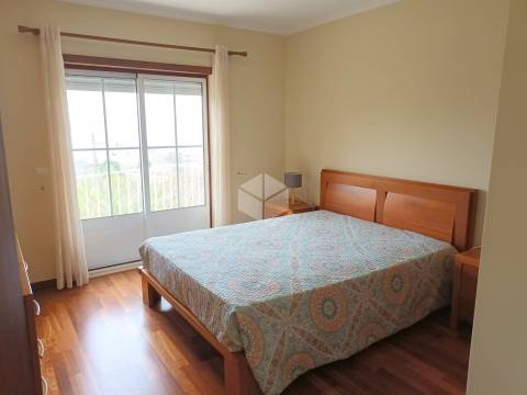 PRAIA DE BUARCOS_ Moradia T2 com Garagem