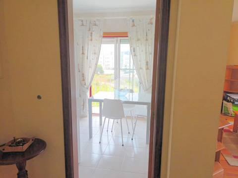 PRAIA DE BUARCOS_ Moradia T2 com Garagem