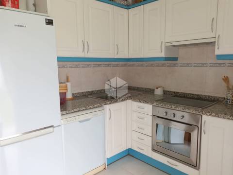 PRAIA DE BUARCOS_ Moradia T2 com Garagem