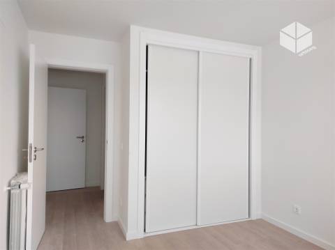 Avenida Marginal Buarcos – Apartamento Novo + Aparcamento