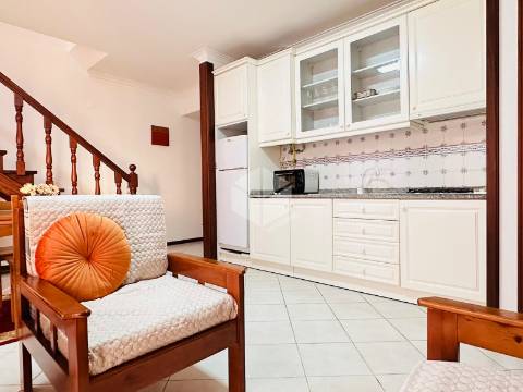 ARRENDA-SE DUPLEX TORRE DO RELÓGIO