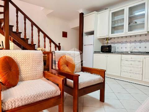 ARRENDA-SE DUPLEX TORRE DO RELÓGIO