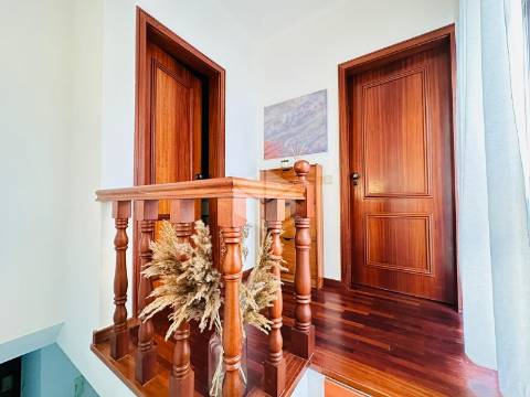 ARRENDA-SE DUPLEX TORRE DO RELÓGIO